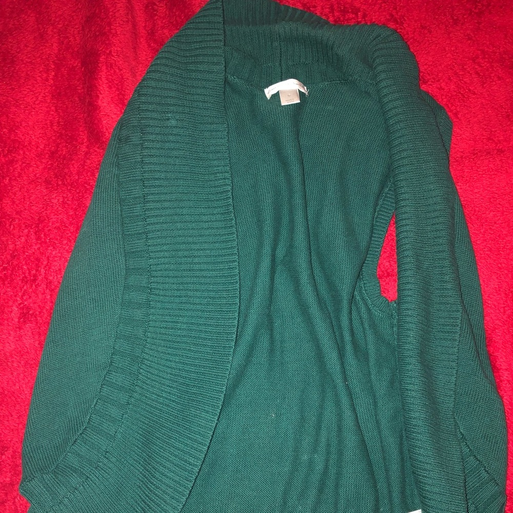 Green cardigan vest